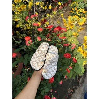 sandal chíp chíp ( dép xỏ ngón gg vàng nhám )