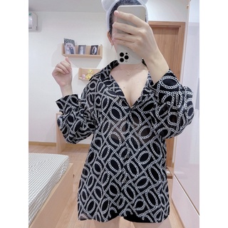 Áo sơ mi họa tiết độc lạ sang chảnh