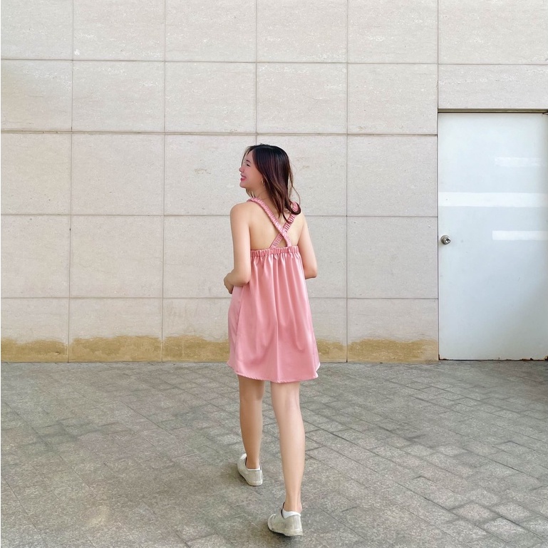 Váy Fabric Holic 2 dây hồng