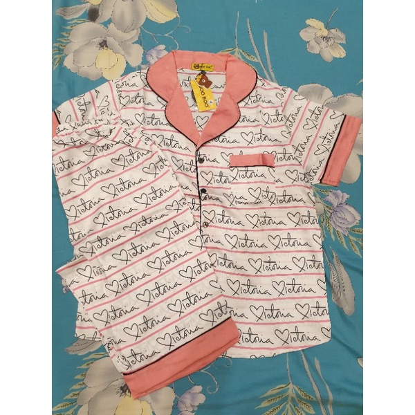 Bộ Pijama satin mặc nhà tay ngắn quần lửng dưới 60kg