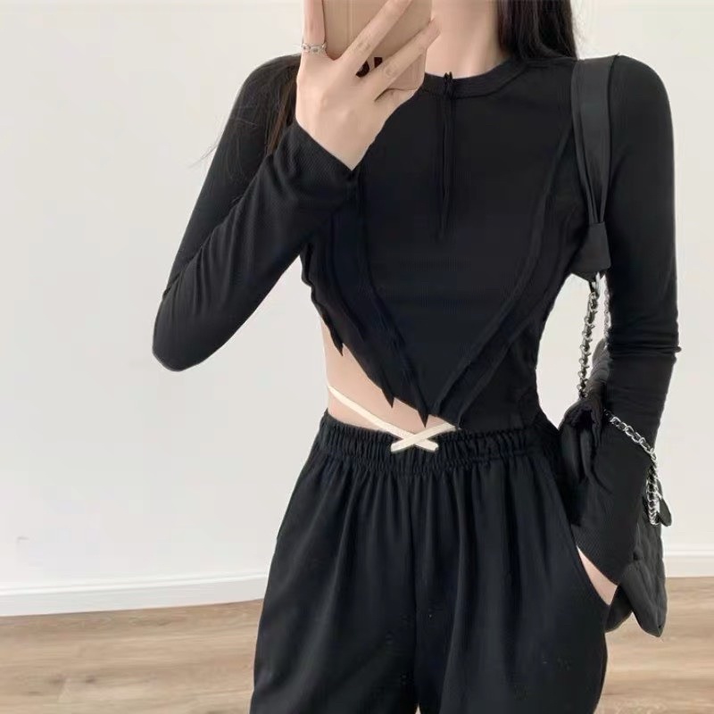 ÁO CROPTOP TÀ CHÉO TAY DÀI TRẮNG ĐEN