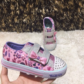 Giày Skechers đèn nháy 