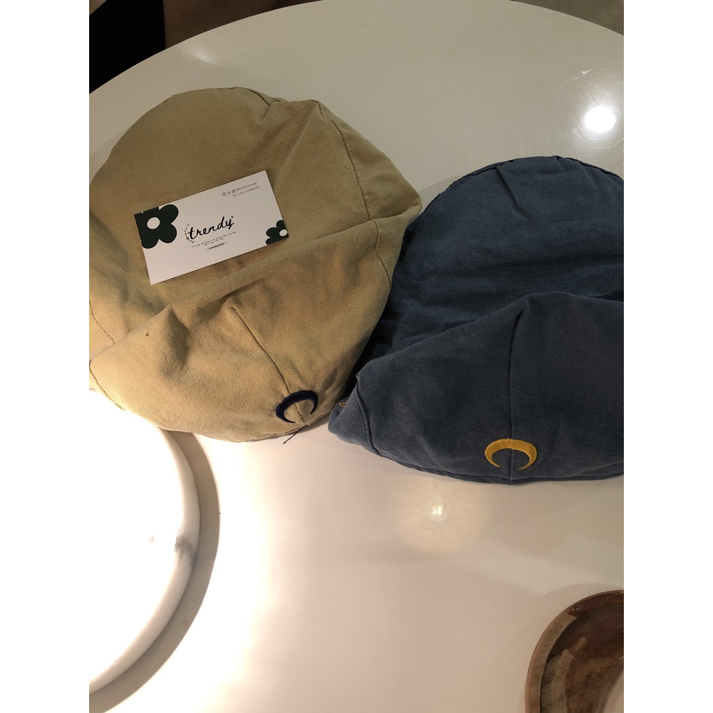 Mũ Nồi Beret Thêu Hình Mặt Trăng Phong Cách Retro Cổ Điển Phong Cách Hàn Quốc Cho Nữ