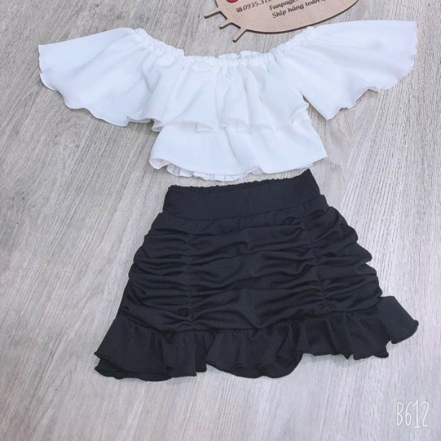 Đầm bé gái