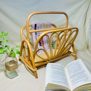 Giá đựng sách báo, tạp chí, kệ để đồ chất liệu song mây hàng thủ công mỹ nghệ xuất khẩu