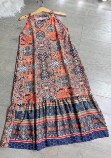 VÁY MAXI CỔ YẾM THỔ CẨM