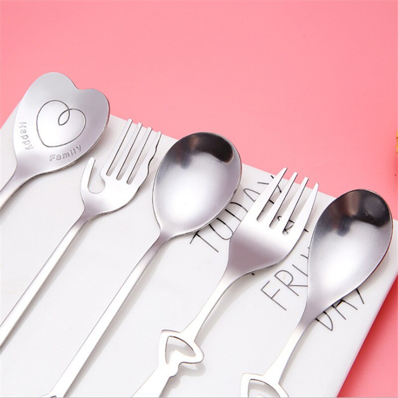 Muỗng nĩa inox hình trái tim sáng tạo