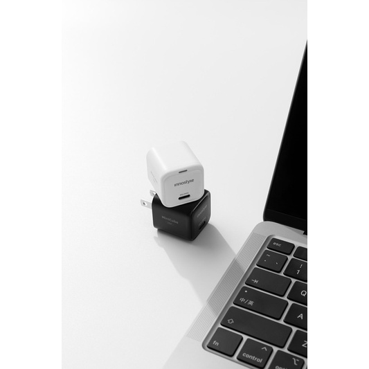 CỦ SẠC NHANH INNOSTYLE MINICUBE GAN II 33W PD/QC3.0 &amp; PPS IC33PD