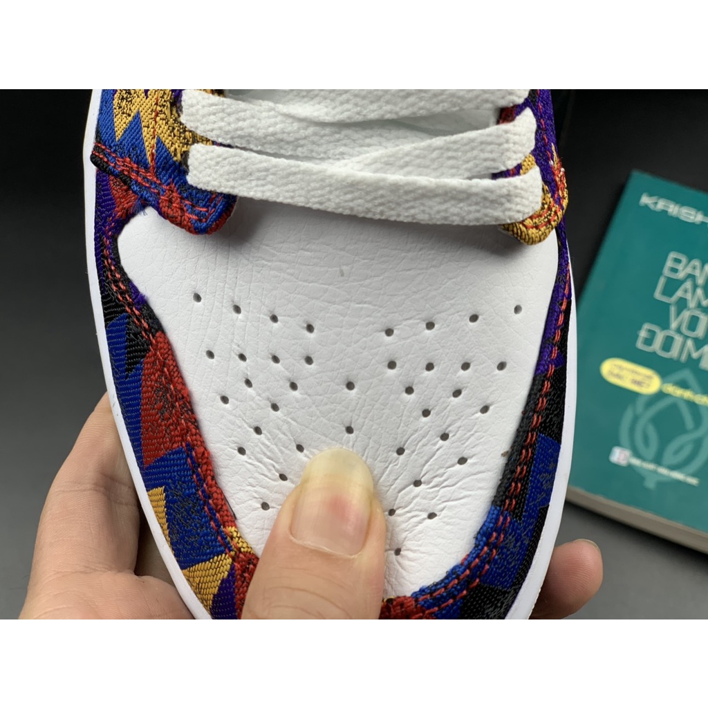 Giày thể thao nam nữ Jordan thổ cẩm  - J402