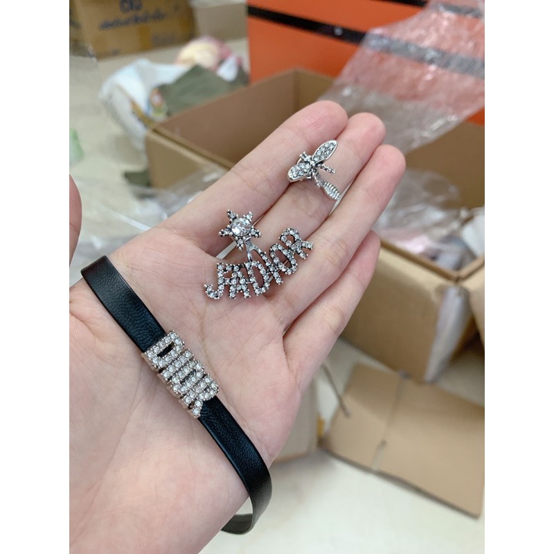 Combo Hoa tai + chocker