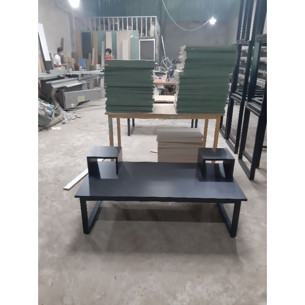 Bàn vi tính có kệ để loa nhiều màu tùy chọn
