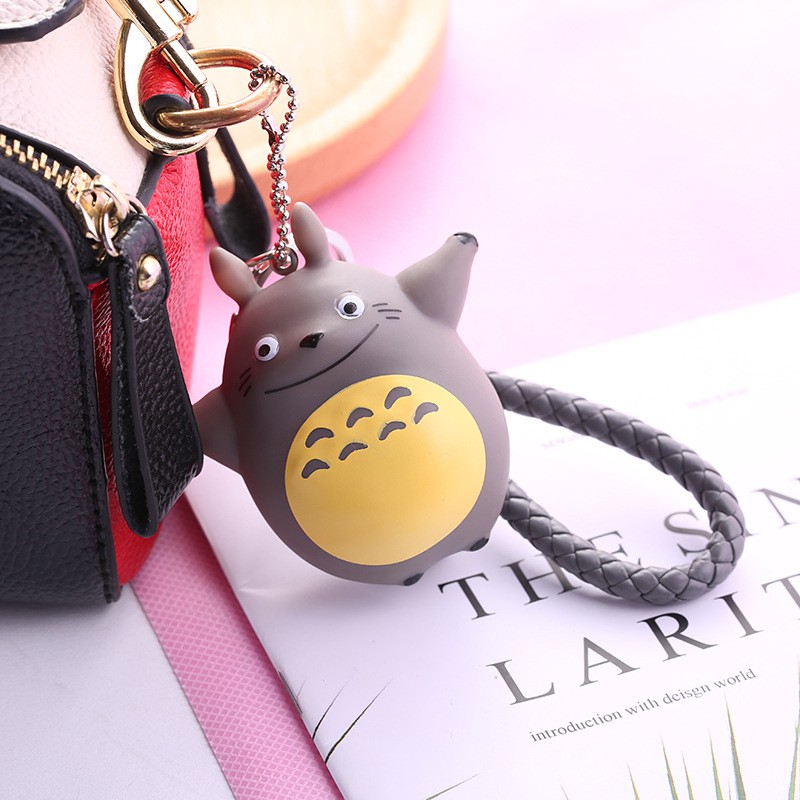 Móc Khóa Treo Túi Totoro Bay Kèm Dây P647