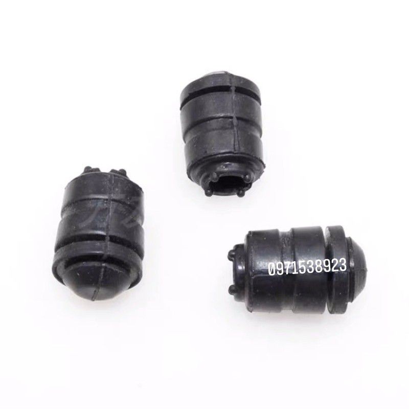 Cao su giảm chấn cốp hậu Toyota Innova, Fortuner, 2006-2021 90541-09124