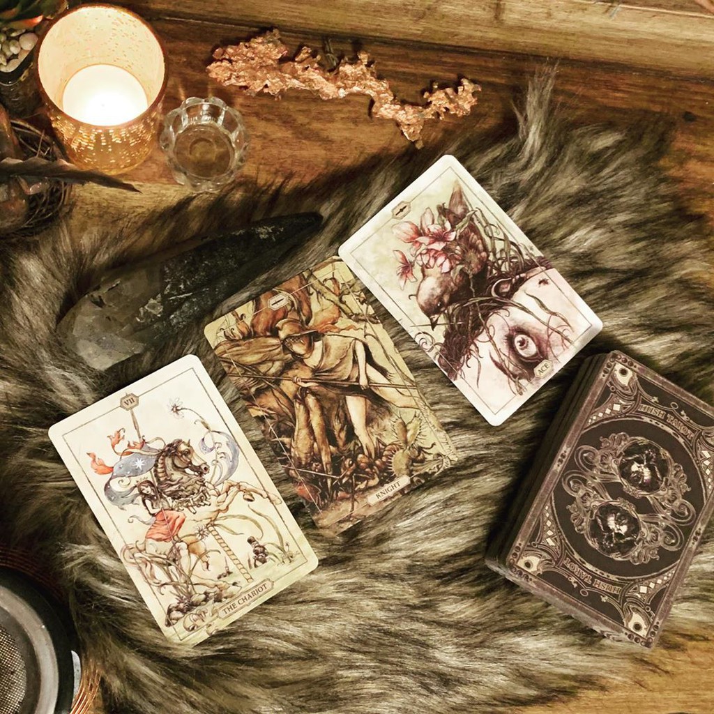 Bài Hush Tarot