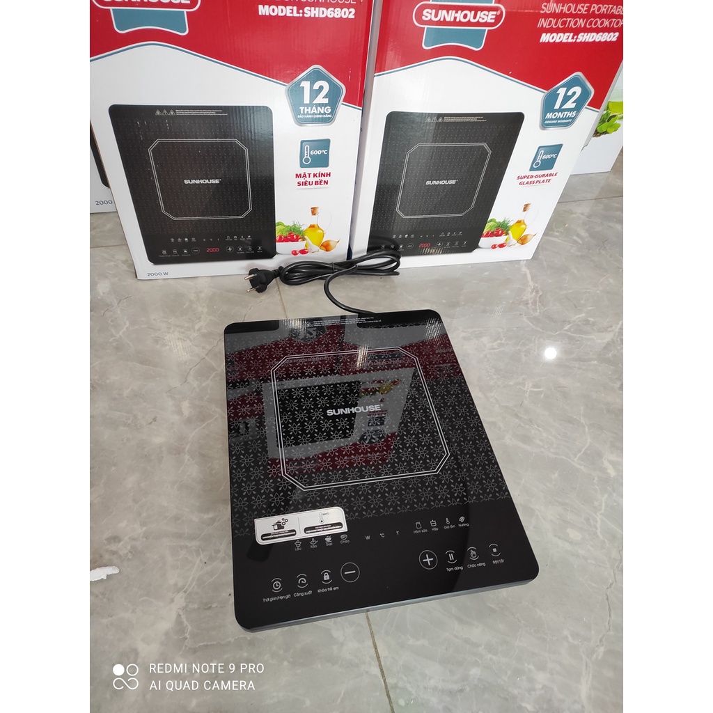 BẾP TỪ CẢM ỨNG SUNHOUSE SHD6802(Kèm nồi lẩu)