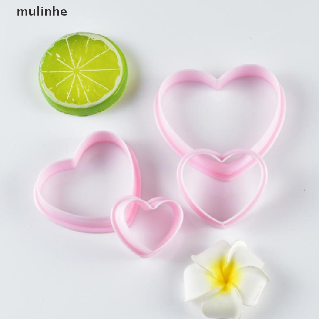 Set 4 Khuôn Nhựa Làm Bánh Quy Hình Trái Tim