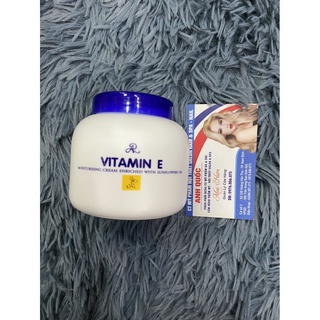 Kem massage vitamin e 200ml