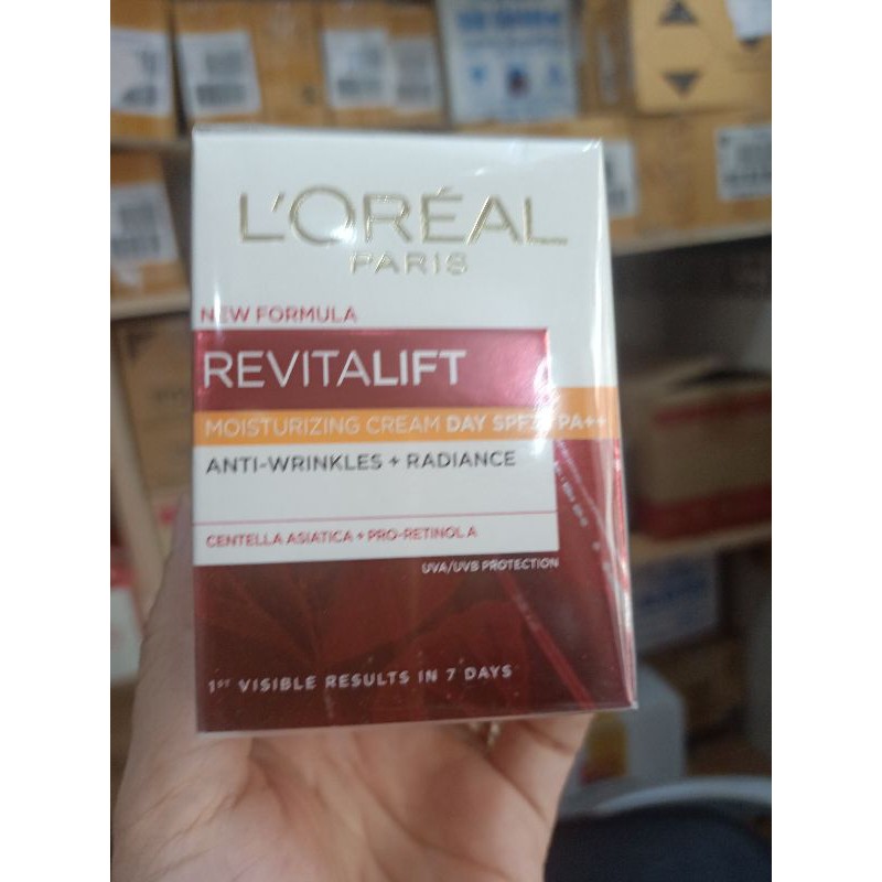 Kem chống lão hóa và giảm nếp nhăn ban ngày Loreal Revitalift 20ml