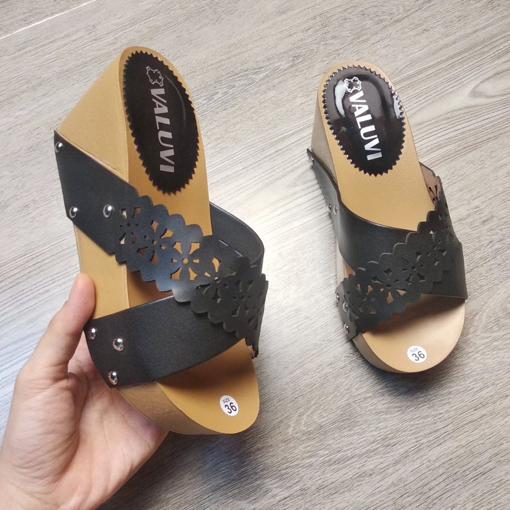 Dép đế xuồng nữ 7cm siêu nhẹ - Dép quai chéo hoa văn