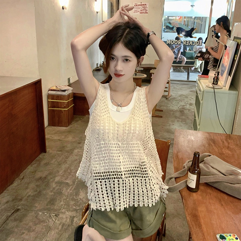 Áo Dệt Kim Nữ Sát Nách Cổ Chữ V Khoét Sâu Gợi Cảm