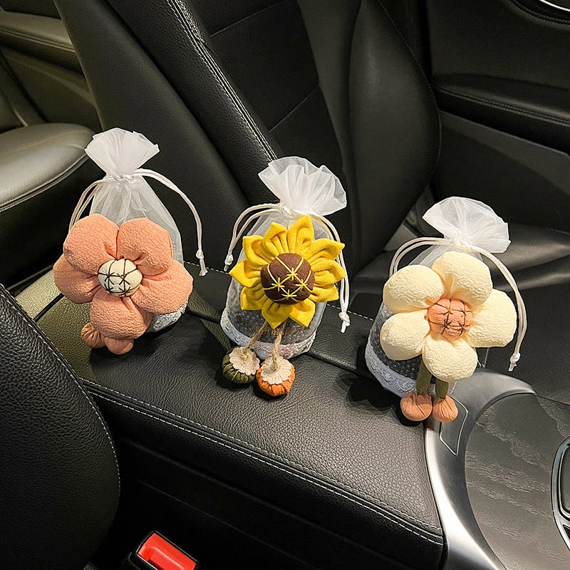 Bamboo Charcoal Bag for Automobile Formaldehyde Removal Odor Removal Activated Carbon Car Good Stuff Charcoal Bag Doll New Car Interior Decoration Supplies Female Auto department store supplies