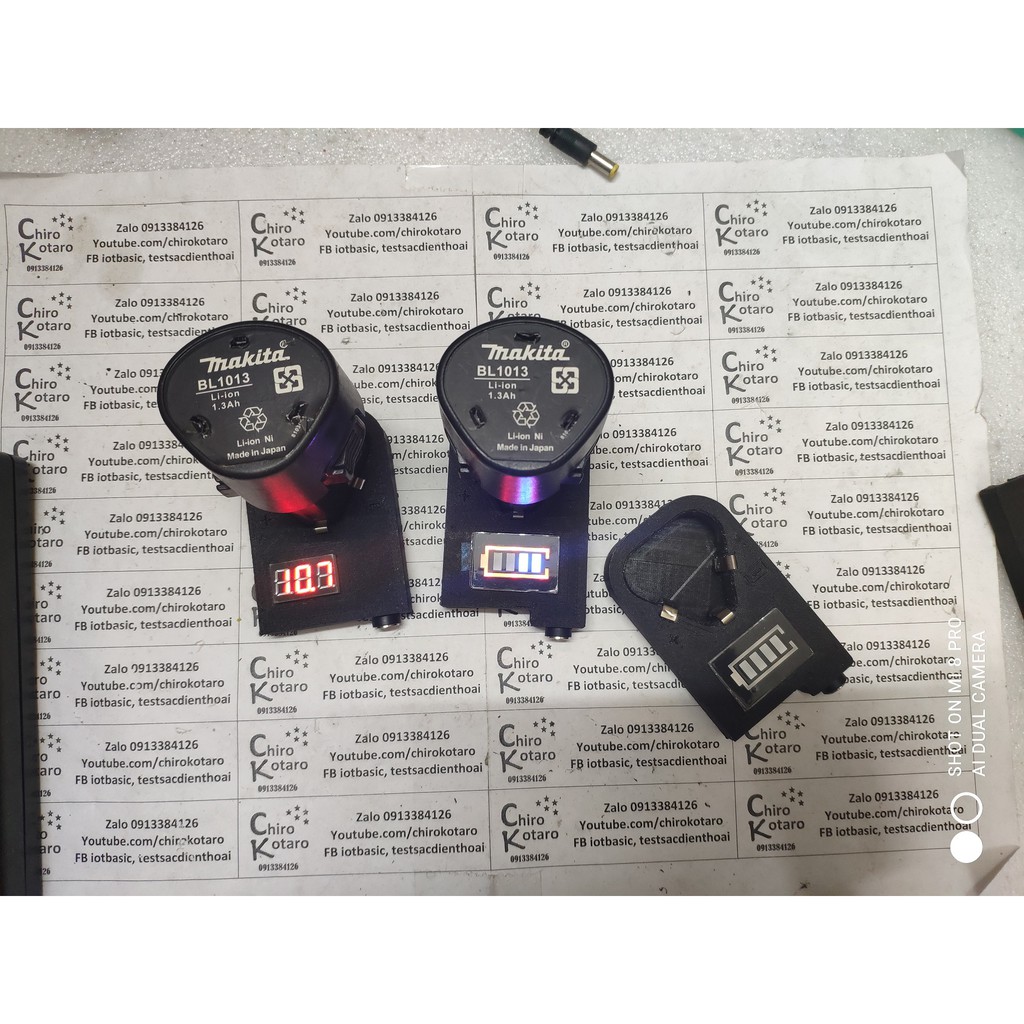 Bộ đế sạc và báo pin cho pin tam giác, pin Makita tàu 12V