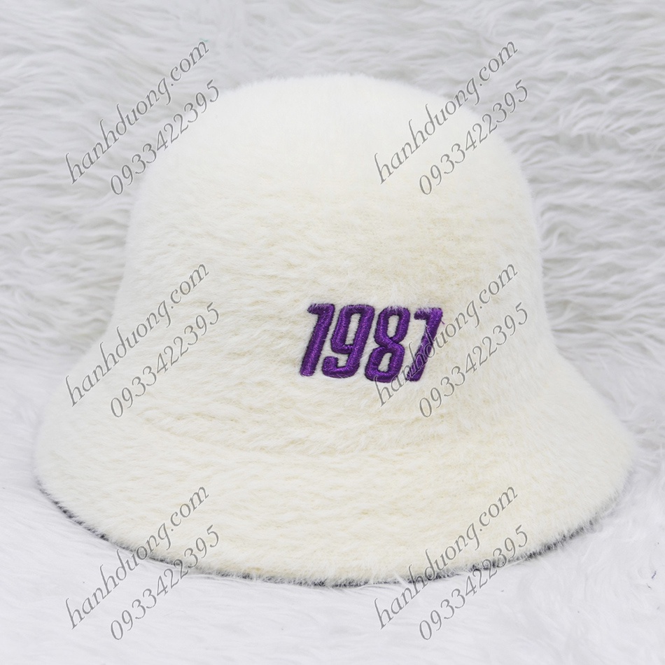 Nón tai bèo vành cụp lông xù hàng quảng châu thêu số 1987, vành rộng 5cm, phía trong có 2 dây rút giúp giữ nón chắt hơn