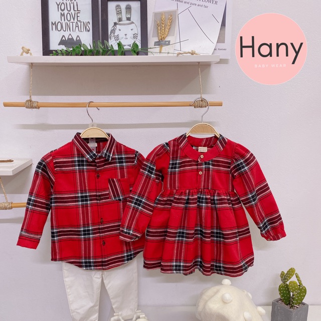 Set sơmi và váy kẻ đỏ