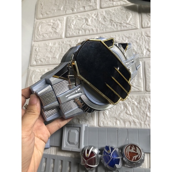 Đồ chơi Kamen Rider Wizard Driver -sét nhẫn đi kèm