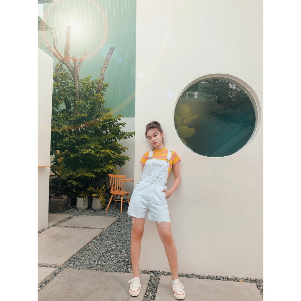 Yếm Jeans Mom White