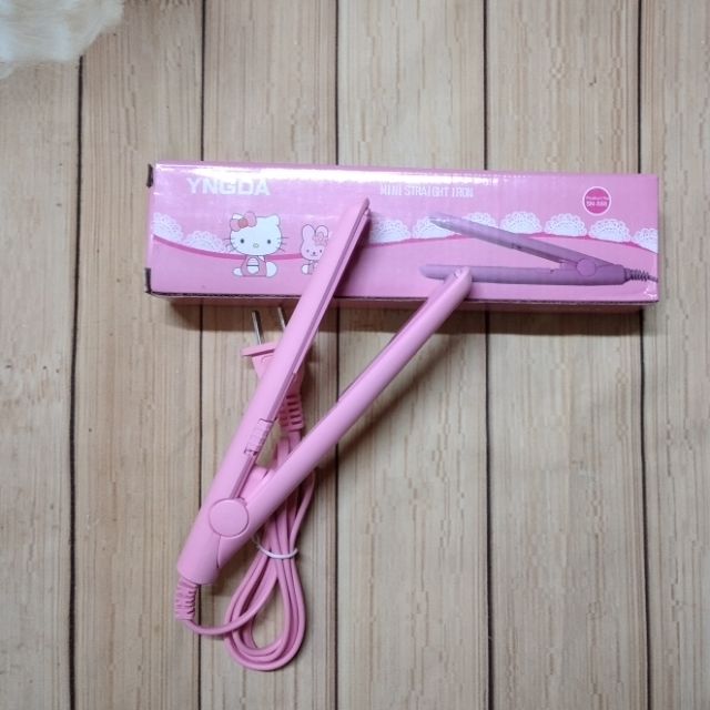 Máy là tóc hello kitty