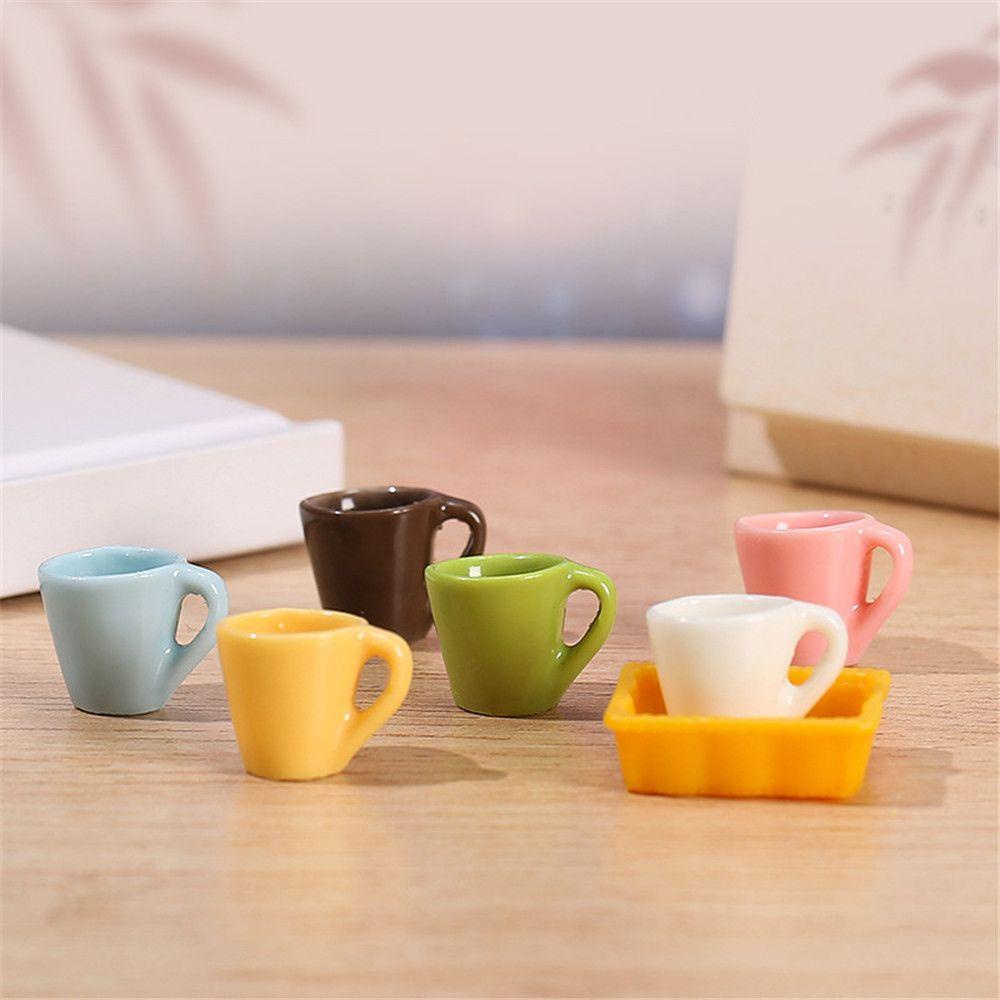 Set 5 / 6 Ly Uống Nước Mini Bằng Nhựa Resin Cho Nhà Búp Bê