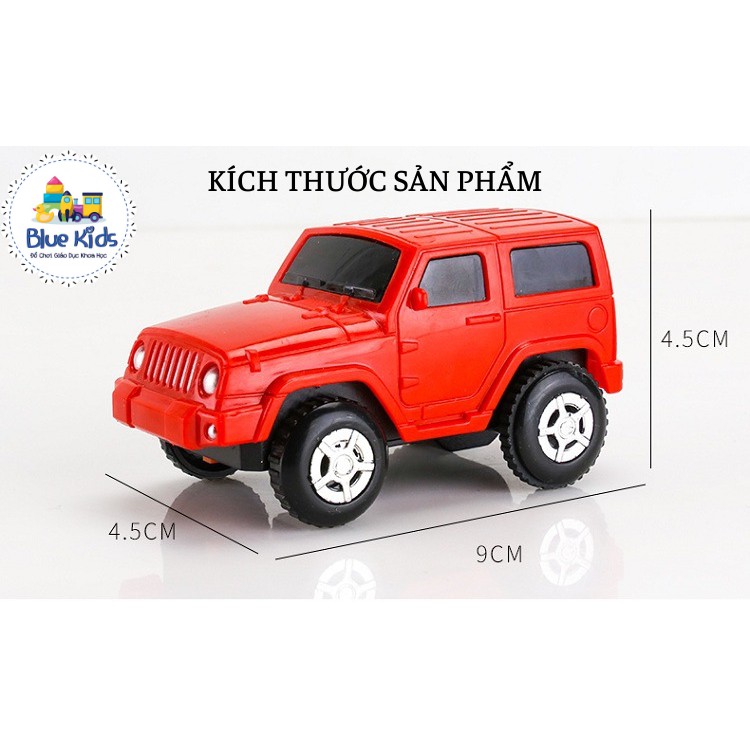 Ô TÔ Chạy Pin, Chạy Trên Đường Sắt - Chiều Dài 9cm, Chiều Rộng 4,5cm (Giao Màu Ngẫu Nhiên)