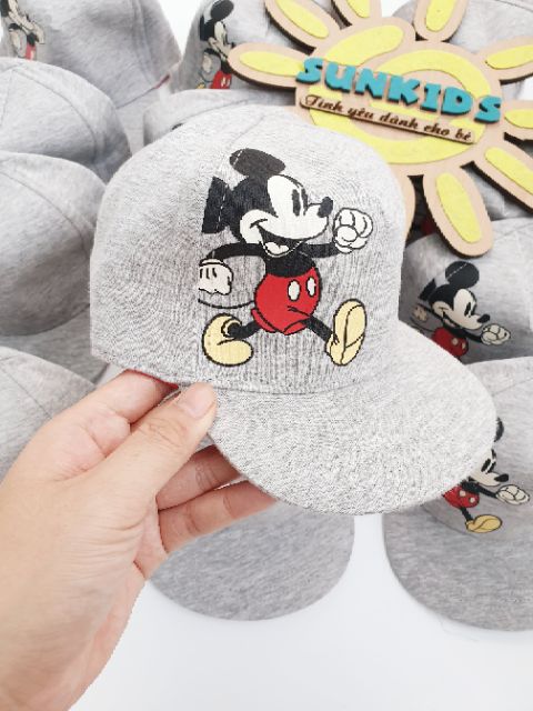 Mũ bé trsai hình mickey nền xám