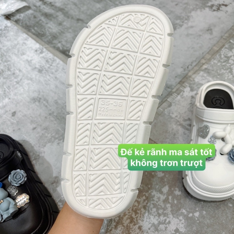 Dép Cross nữ Bearbrick kèm Sticker sang chảnh bản cao cấp đế 5cm.