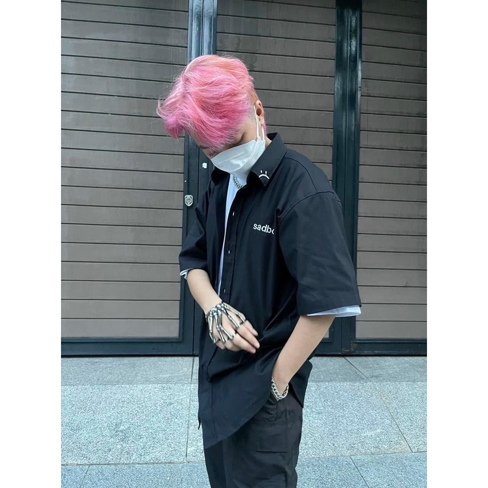 Áo sơ mi local brand SADBOIZ màu đen form rộng ngắn tay không túi