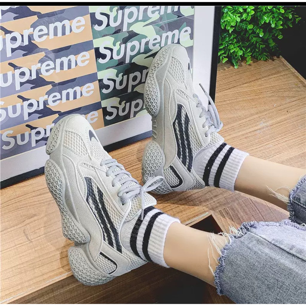 Giày Thể Thao Nữ - giày nữ sneaker Đế cao 4cm Độn Đế Màu Kem Trắng nhỏ gọn Tăng Chiều Cao Hiệu Quả | BigBuy360 - bigbuy360.vn