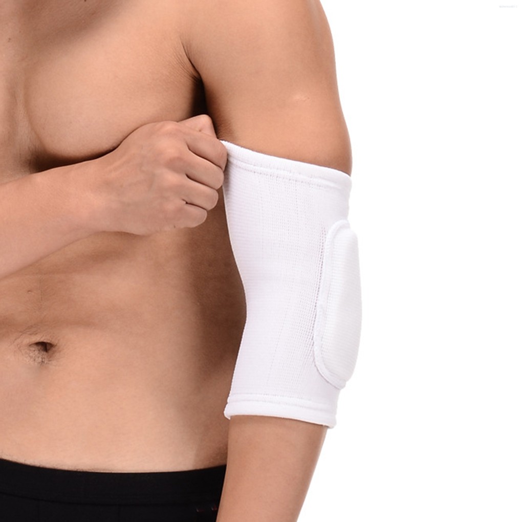Ống bảo vệ khuỷu tay khi chơi bóng rổ bóng đá