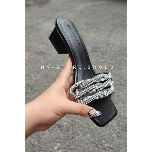 Xoàn xoắn + guốc 5f