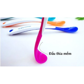 [Tách lẻ] Thìa mềm ăn dặm báo nóng Munchkin