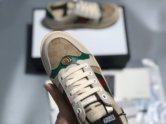 Giày sơn tùng bản sạch da xịn