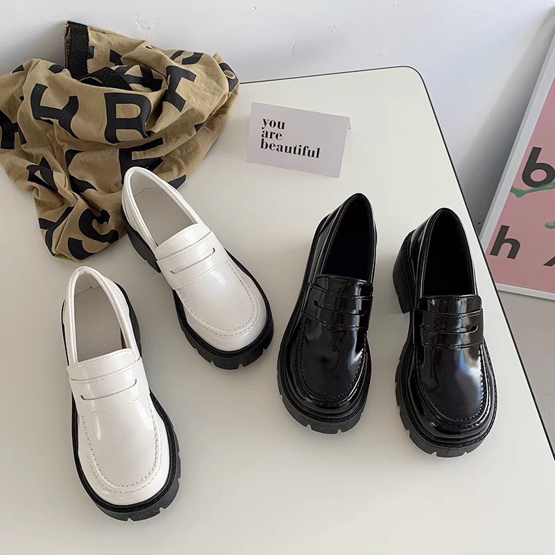 Giày ulzzang phong cách Anh mã 602