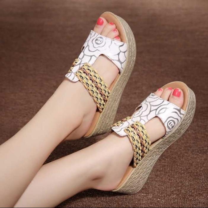 Dép sandal quai ngang phong cách Hàn Quốc trẻ trung dành cho nữ