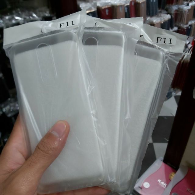 Bộ 3 chiếc ốp dẻo silicon oppo F11 trong suốt (loại tốt)