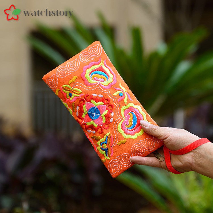 Ví cầm tay thêu hoa phong cách vintage cho nữ