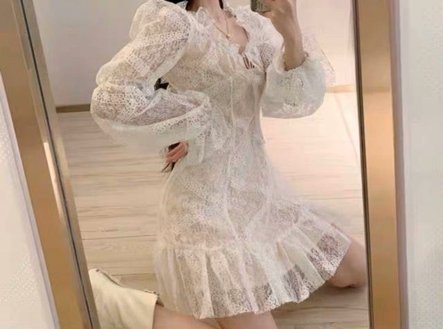 SẴN🖤Váy bánh bèo ulzzang ren tiểu thư Đầm xoè công chúa dự tiệc Tay Dài Cổ đan dây chéo bling bling lấp lánh sang chảnh | BigBuy360 - bigbuy360.vn