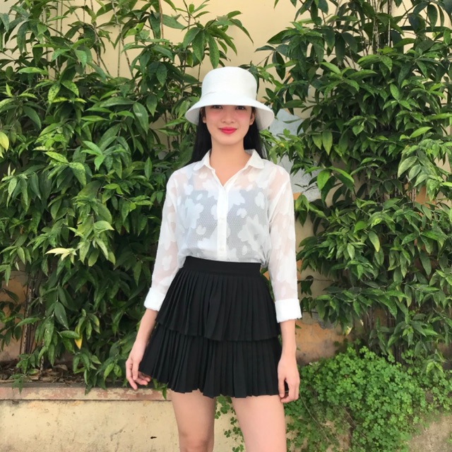 Áo sơ mi nữ form rông tay dài vải ren màu trắng