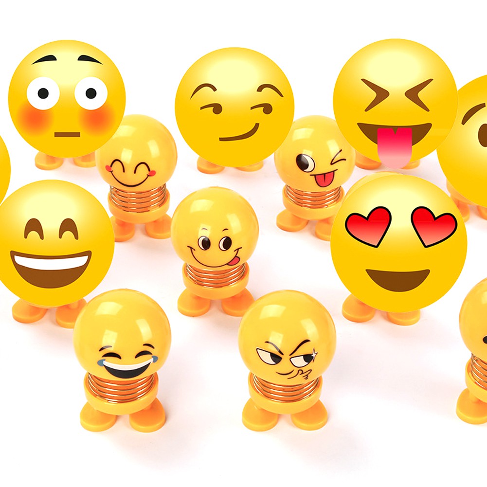 Búp bê lò xo nhún nhảy với biểu cảm ngộ nghĩnh