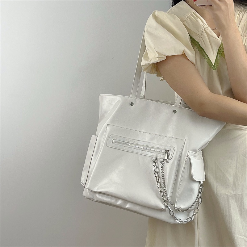 Túi Xách Da Sáp Dầu Cỡ Lớn Phối Dây Xích Đeo Vai Thời Trang 2022 Cho Nữ