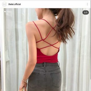 ( Sẵn đen, trắng) Áo croptop đan dây lưng ôm body